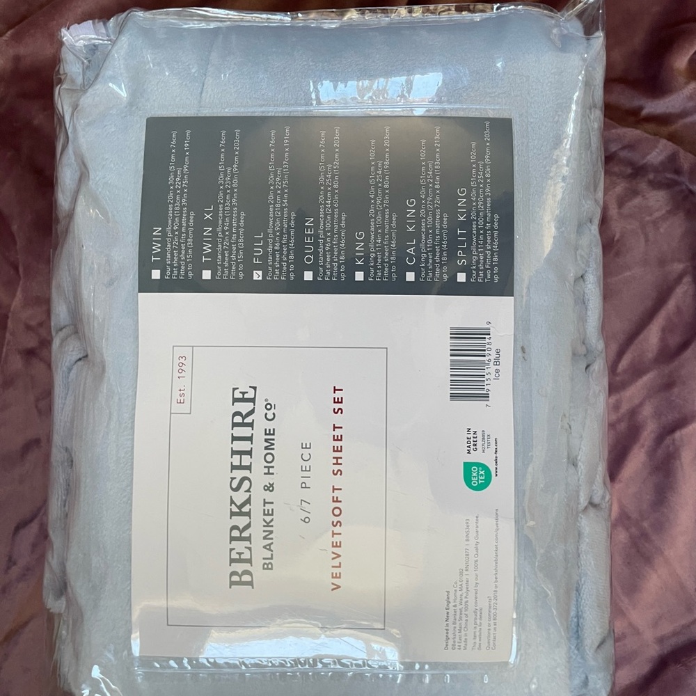 Berkshire Velvetsoft Sheet Set - ice blue